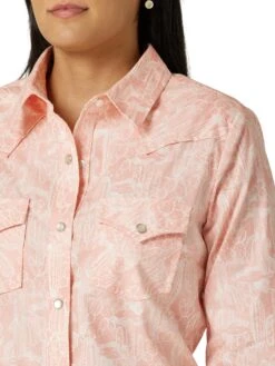 Women's Wrangler Snap Front Shirt #112327235 -Outlet Cowgirl Closet Store 42951699e0dd7c7c2a213b36f21995a5