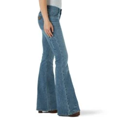 Women's Wrangler Retro Mae Flare Jean #09MWFNT -Outlet Cowgirl Closet Store c314c4df43af7da4f3c31405d6d62ee1