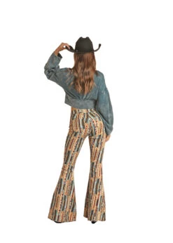 Women's Rock & Roll Cowgirl Bell Bottom Jeans #RRWD7PR0FD -Outlet Cowgirl Closet Store f23e309397fe08b55f33d3c1c0e07dcc