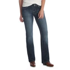 Women's Wrangler Mid-Rise Boot Cut Jean #09PWZDO (Plus Sizes) -Outlet Cowgirl Closet Store ww re 09MWZDO 1 0edb9a83 ddd4 4dcd 91f8 32393e890c3f